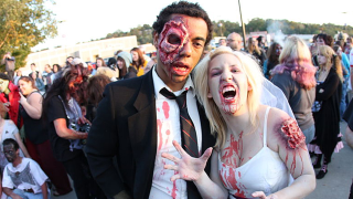 Illustration for article titled 6 Incredible Couples Costumes That Weren’t Enough To Salvage Things